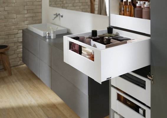 Внутренний ящик LEGRABOX pure (высота C 177, глубина 450 мм), терра-черный